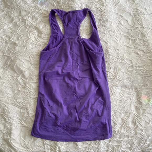 Fabletics workout tank top - Picture 2 of 5